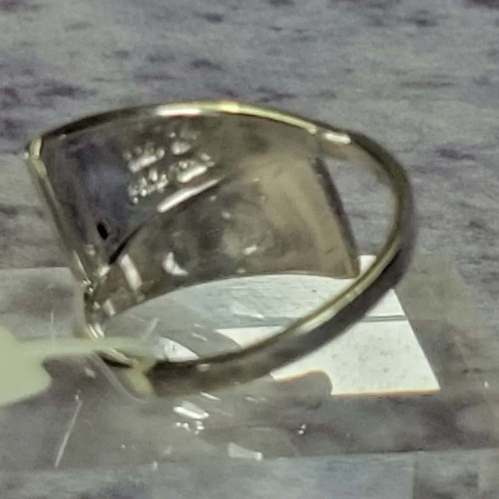 Santa Fe‎ Plum Coral Bypass Ring